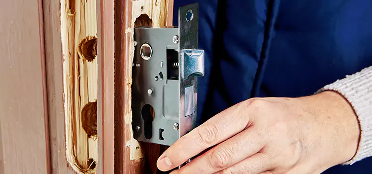 Garage Door Lock Replacement Roy